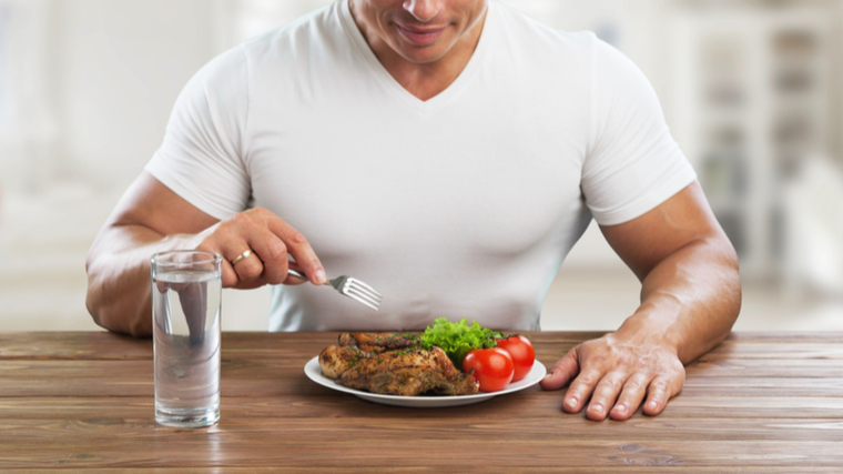 Intuitive Eating for Strength & Physique Athletes — Everything You Need to Know | BarBend