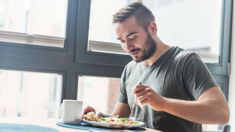 man eating lunch