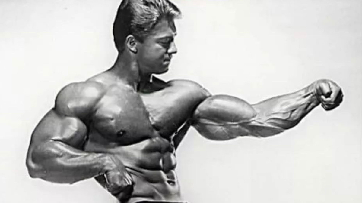 How Larry Scott, the First Mr. Olympia, Changed Bodybuilding Forever |  BarBend
