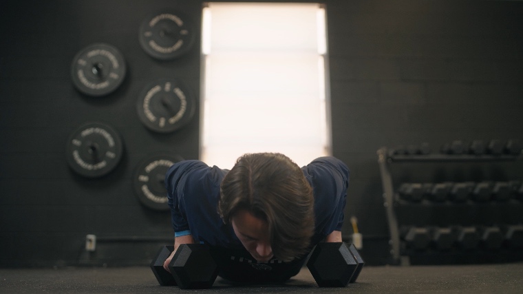Jake Using the Rogue Dumbbells for Push-Ups