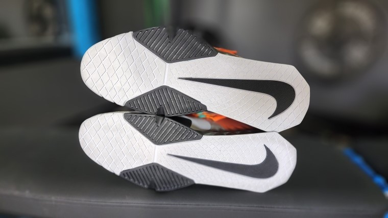 Sole of Nike Savaleos