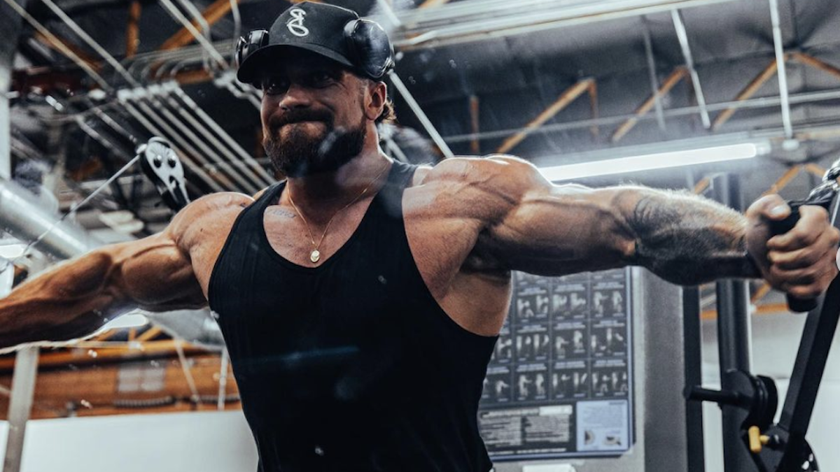 Chris Bumstead Focuses On Volume In New Full Chest Workout