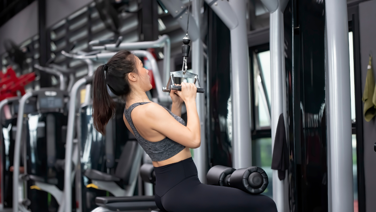 wide grip lat pulldown with dumbbells