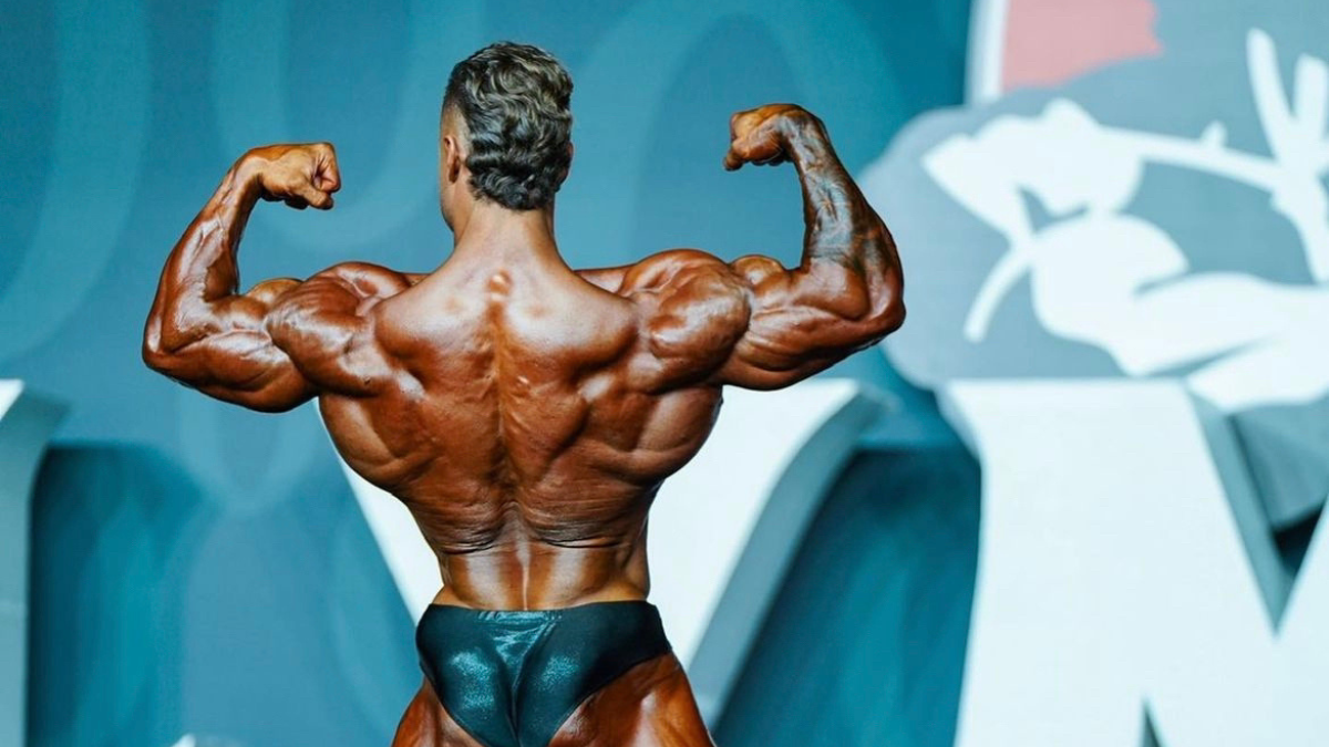 Why Do Bodybuilders Use Spray Tan for Competitions? | BarBend