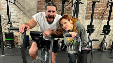 WWE Superstars Seth Rollins and Becky Lynch.
