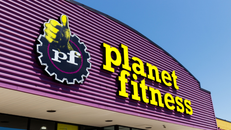 Planet fitness black card cheap reebok discount