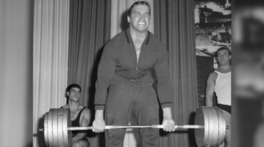 Bodybuilder Arnold Schwarzenegger deadlifting.