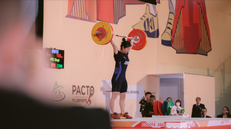 Clean and jerk olympic lift