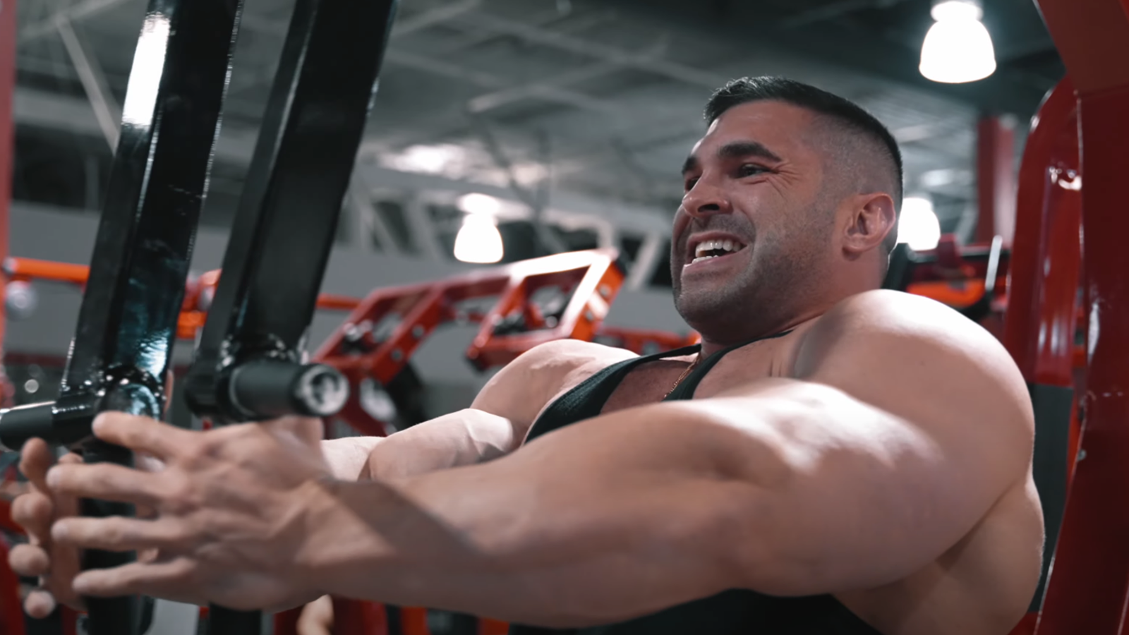 Bodybuilder Derek Lunsford Explains Why He Prefers the Pec Deck Over