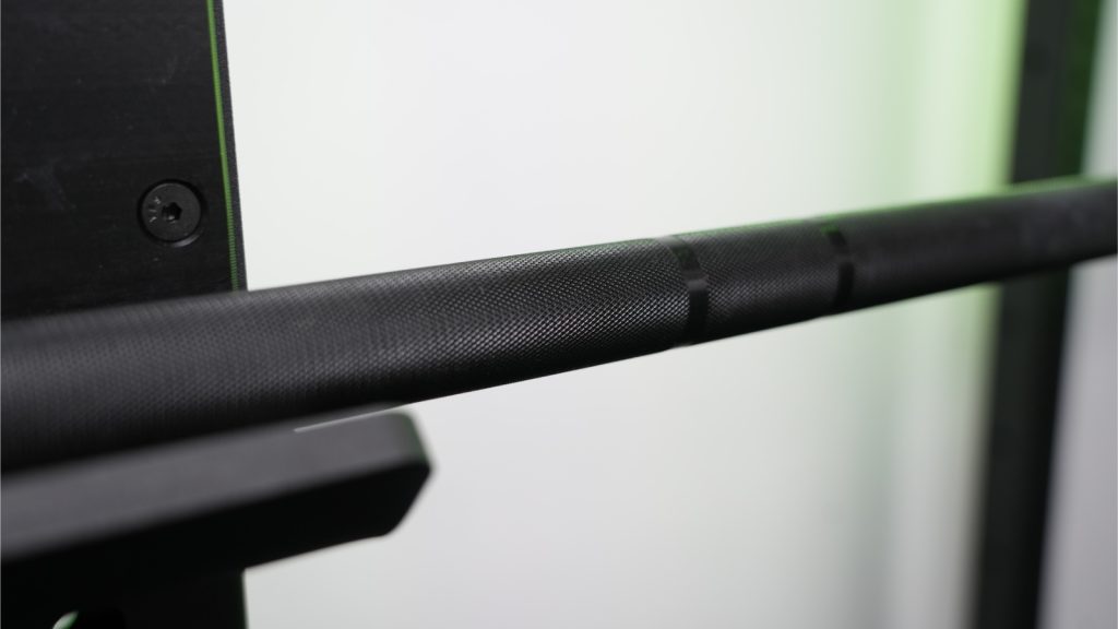 Close up shot of the knurling on the Iron Bull Competition bar