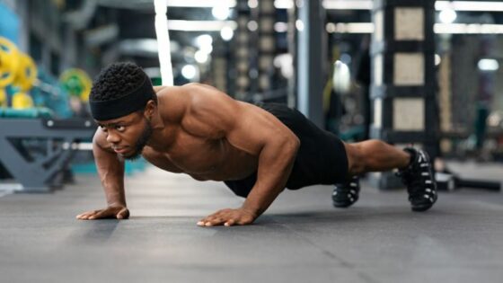 How Doing 100 Push-ups A Day Can Improve Your Fitness 