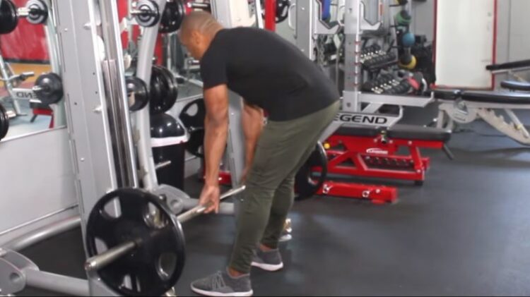 How to Do the Smith Machine Deadlift for Strength, Skill, and Muscle ...