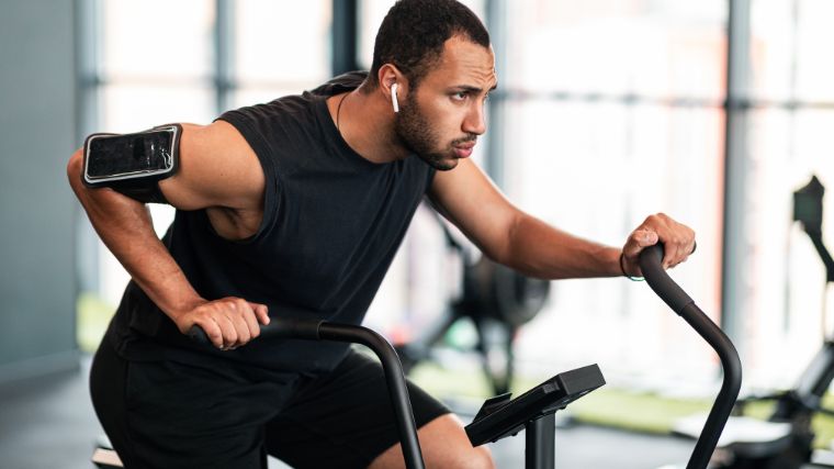 Try These Elliptical Workouts for Weight Loss During Your Next