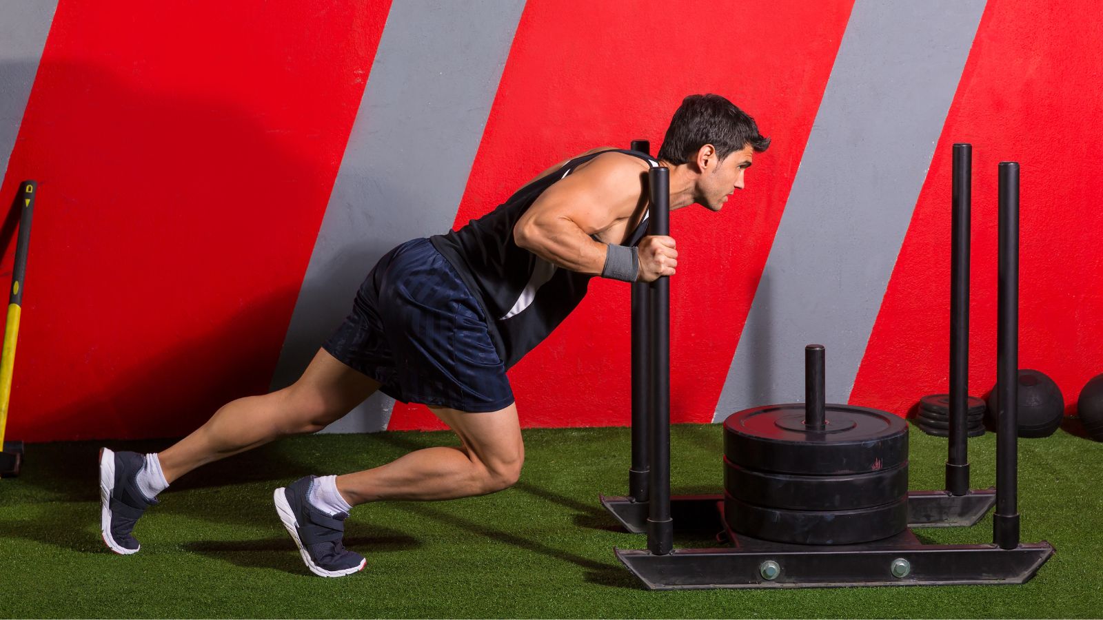 The 8 Best Push Exercises You Should Be Doing for Muscle and