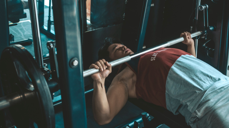 How to Do the Smith Machine Bench Press for Underrated Chest Gains