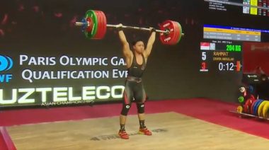 Rahmat Erwin Abdullah (73KG) Lifts 204KG World Record Clean & Jerk at 2024 Asian Weightlifting Championships
