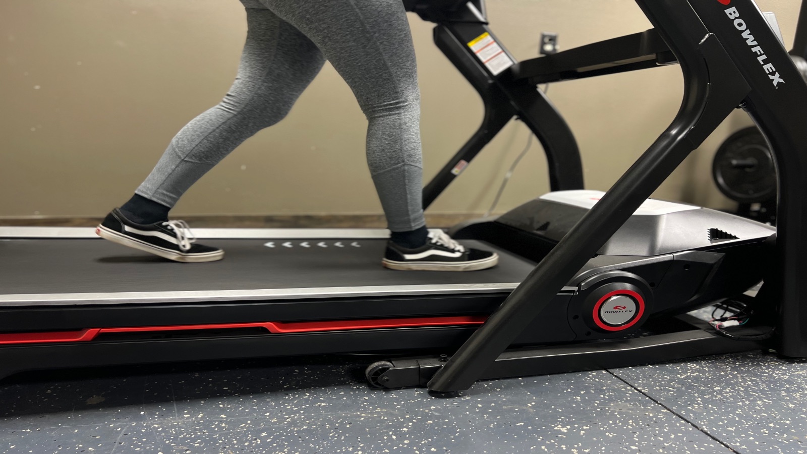 Bowflex Treadmill 22 Review (2024) BarBend