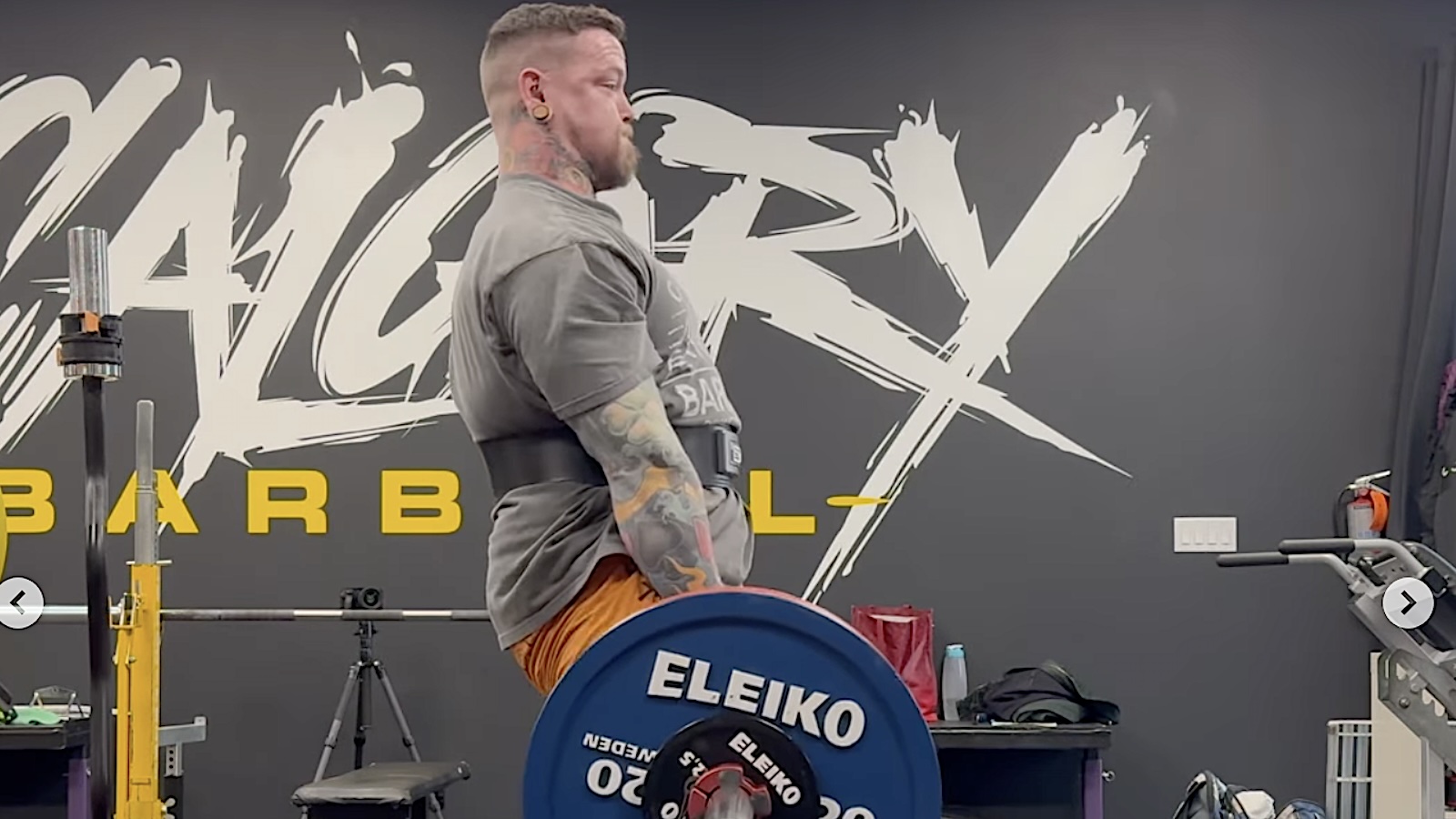 The 4 Pillars of Bracing for Deadlifts | BarBend