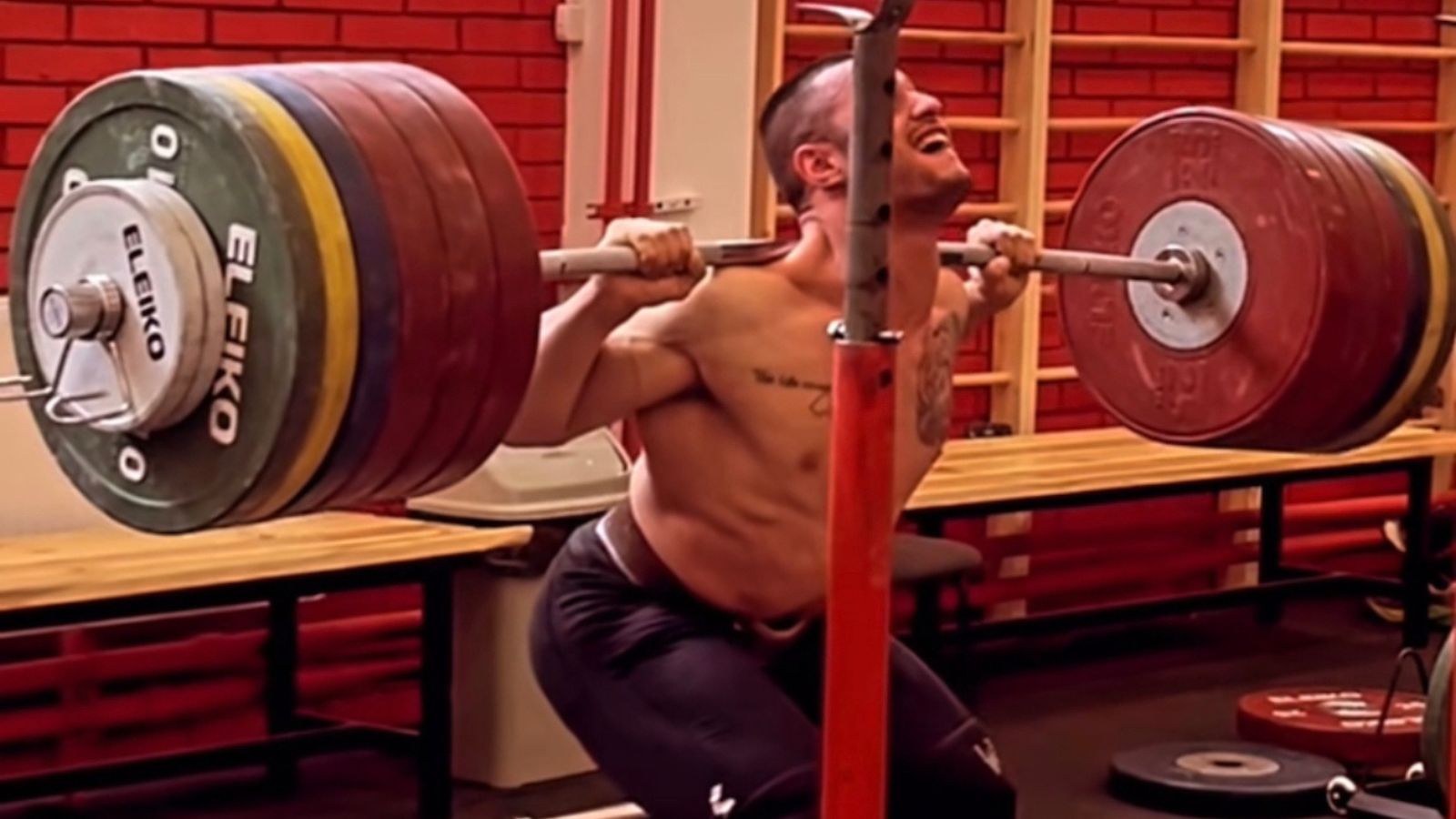 Watch 19 Year Old World Record Holder Karlos Nasar Squat 280KG