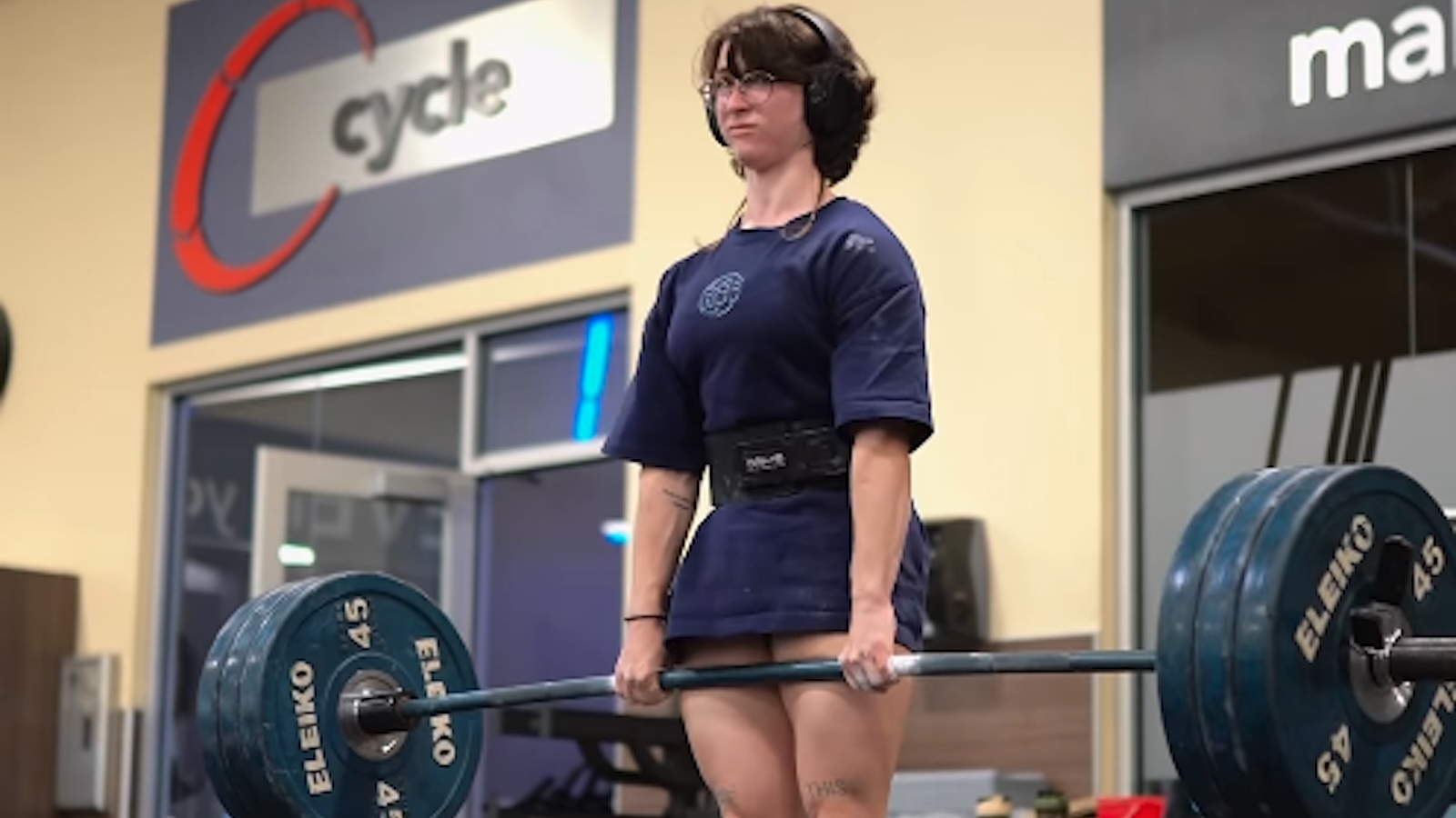 Lean Beef Patty (60KG) Wins Her Aggressive Uncooked Powerlifting Debut ...