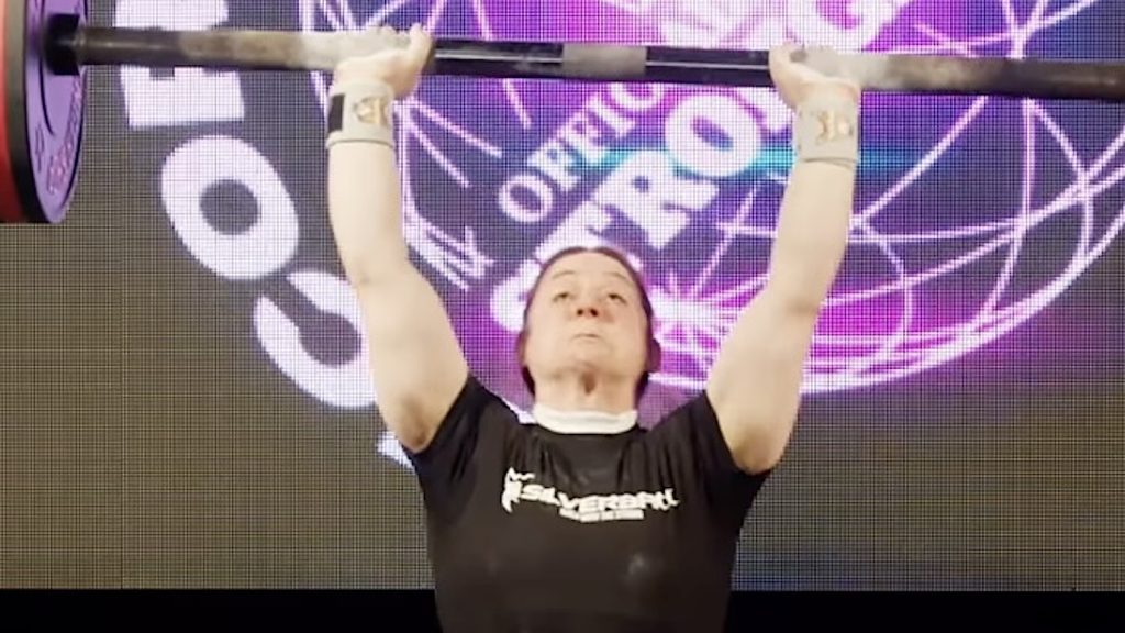 Strongwoman Faye Pittman Axle Presses U73 World Record of 105 Kilogram (231 Pounds)