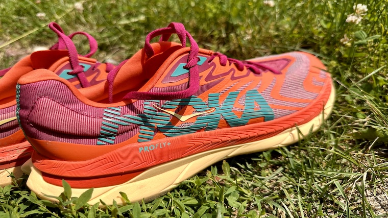 HOKA Tecton X 2