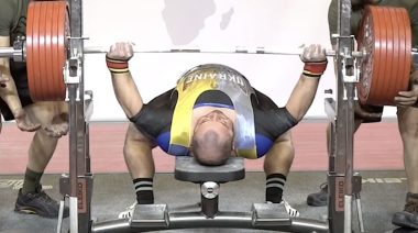 Viktor Leskovets (105KG) Breaks the IPF Equipped Bench Press World Record with 325.5 kilograms
