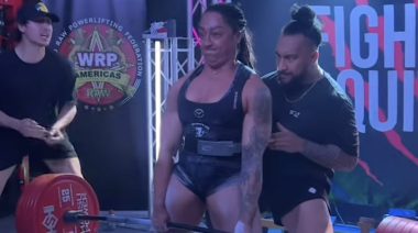Brianny Terry Deadlifted 293 Kilograms (645.9 Pounds) For a New All-Time World Record
