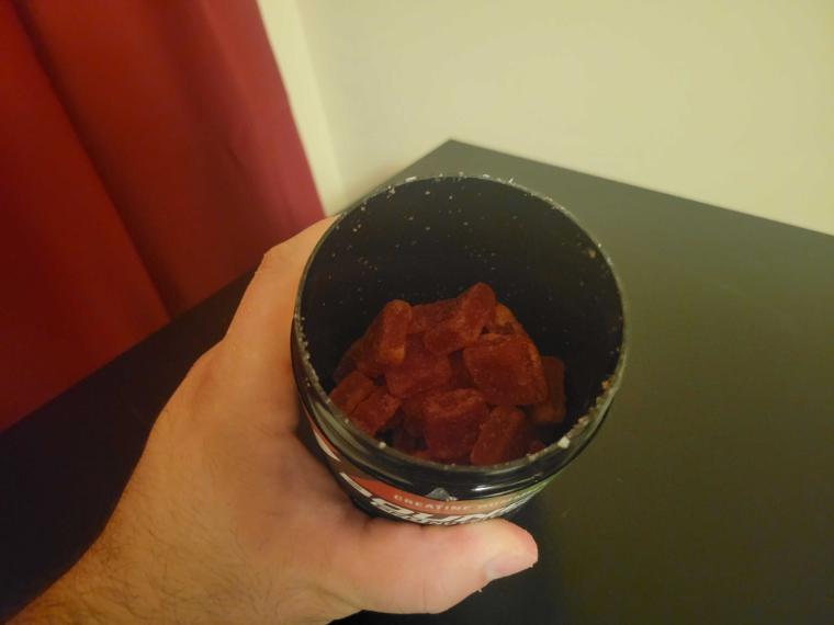 A look of creatine gummies inside Bounce Creatine Gummies' container