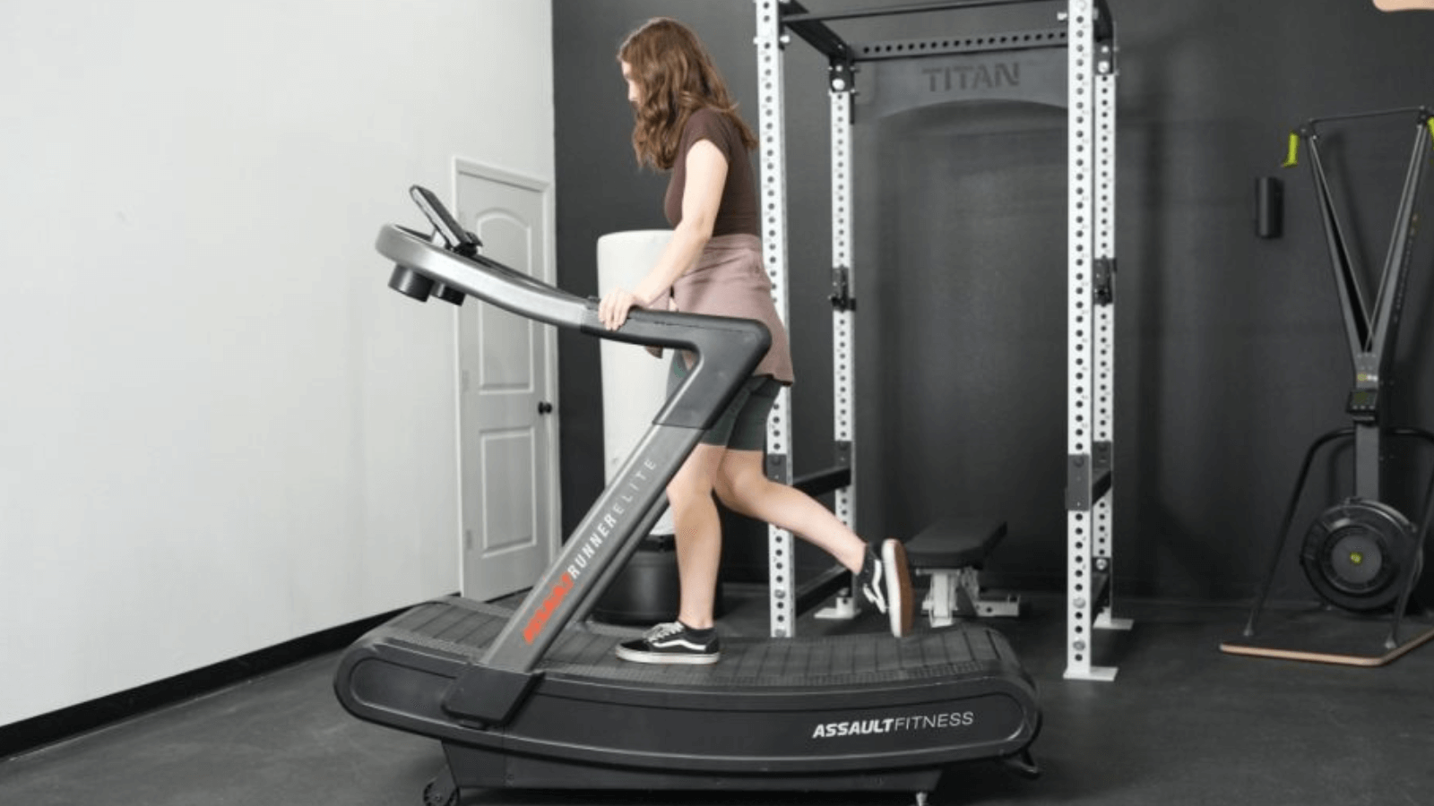 Types of Treadmills: Pros and Cons Of These Cardio Superstars | BarBend