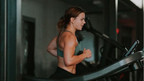 Mal O’Brien’s Full Day of Eating & Why She Doesn’t Track Macros