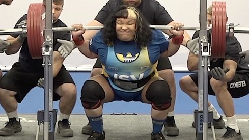 Monique Boddie (+84KG) Hits Masters 1 World Records in Squat, Bench Press, and Total
