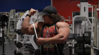 Sam Sulek 20 Inch Arm Workout