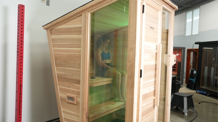 Our tester taking in a session with The Sauna from Plunge