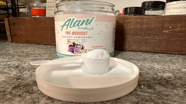 A scoop of Alani Nu Pre-Workout