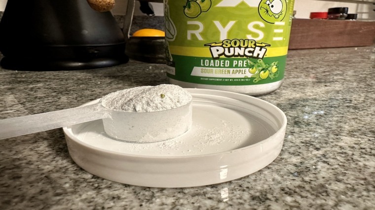 A scoop of RYSE Pre-Workout