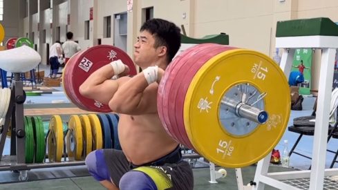 “Retired” Weightlifter Tian Tao Smashes 550-Pound Front Squat