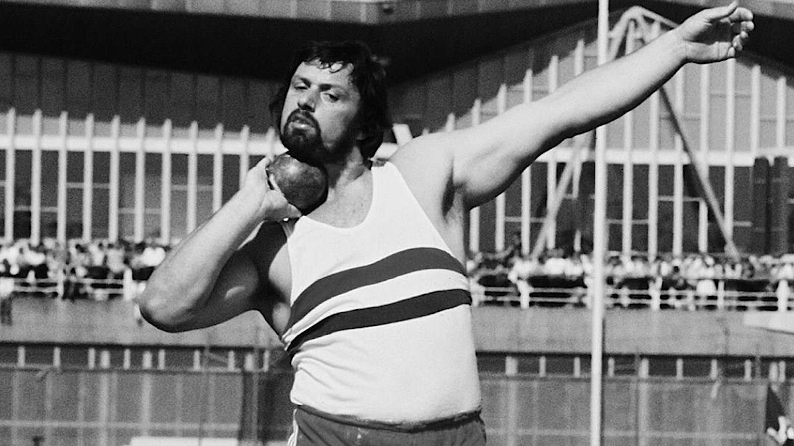 Former World s Strongest Man Geoff Capes Passed Away At Age 75 BarBend
