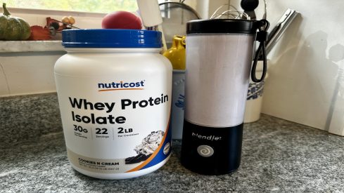 Nutricost Whey Protein Isolate Review (2024): An Expert-Tested, Affordable Isolate Rich in Taste