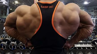 Shaun Clarida’s Back Is a Full Turtle Shell 8 Weeks Out From The 2025 Arnold Classic