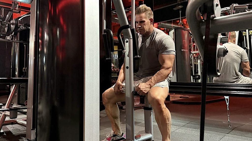 Jay Cutler’s New Year’s Resolution Is 3D Delts; Here Are His Top 5 Exercises