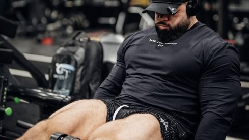 Regan Grimes Recreates Phil Heath’s Prime Leg Training