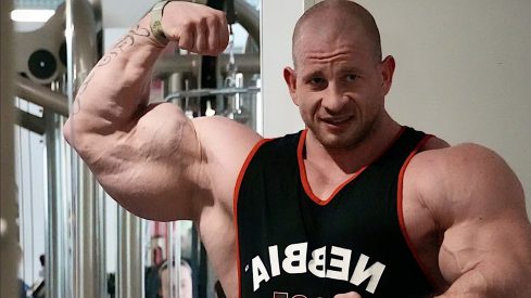 How Michal “Križo” Križánek Develops a Freaky-Massive Back