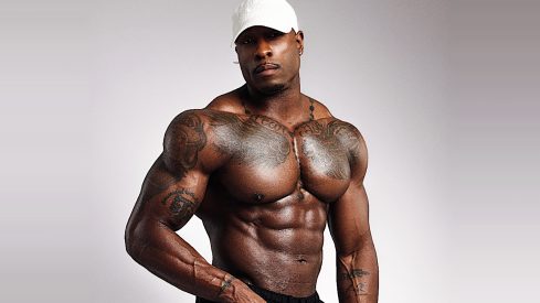 How and Why Bodybuilder Erin Banks Trains Legs for a Division That Doesn’t Care About Them
