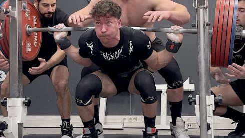 3 Pro Powerlifting Tips to Build a Bigger Squat 