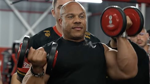 The Simple Movement Phil Heath Uses to Boost Mind-Muscle Connection