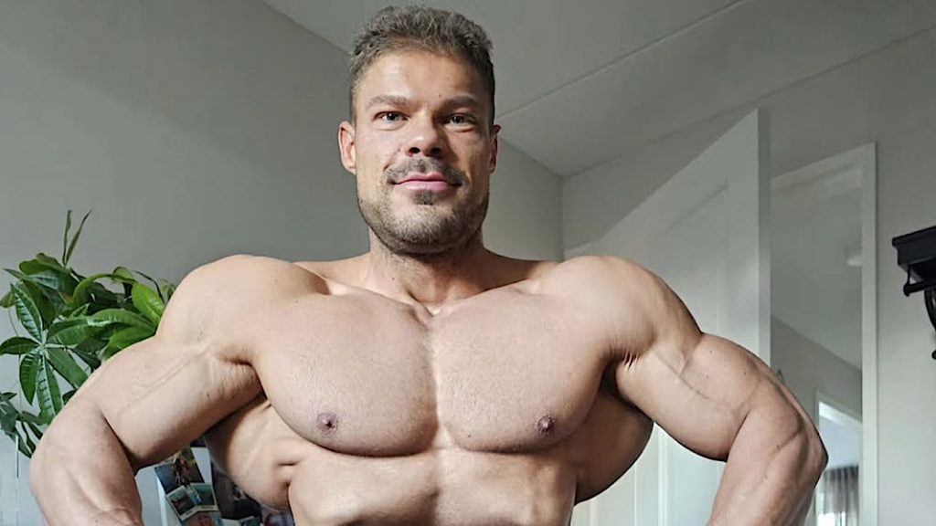 Why Wesley Vissers Follows a Free-Weight-Only Arm Routine 