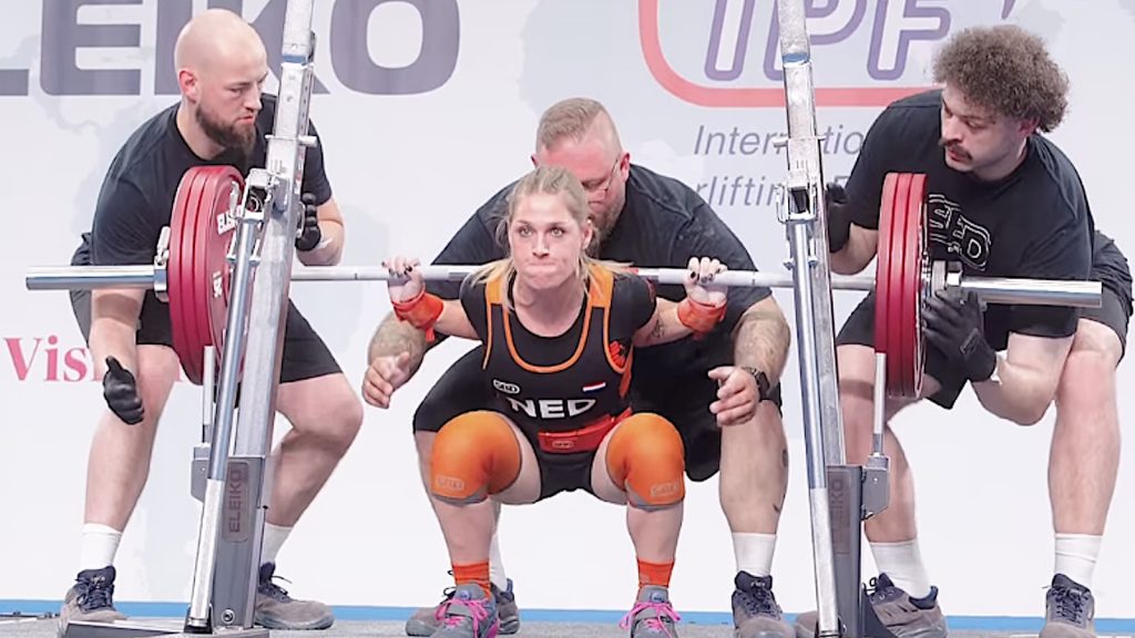 Pleun Dekkers (52KG) Sets Squat Record at 2025 IPF World Classic Championships