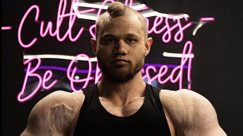 A Pro Bodybuilder’s 5 Favorite Delt Exercises
