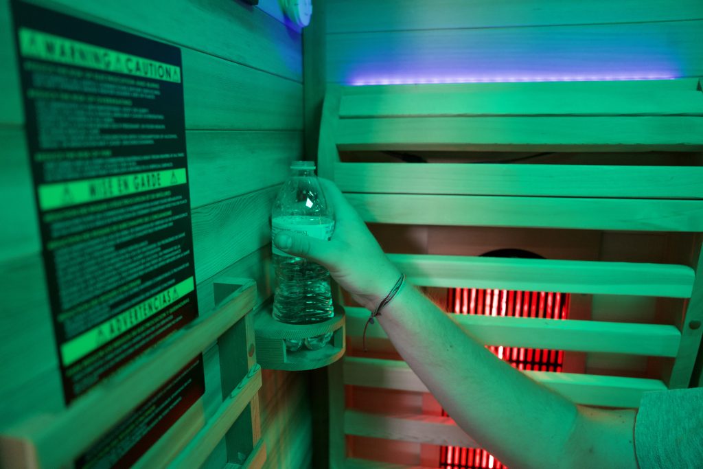 Water bottle holder in Sun Home Luminar 5 Person Sauna